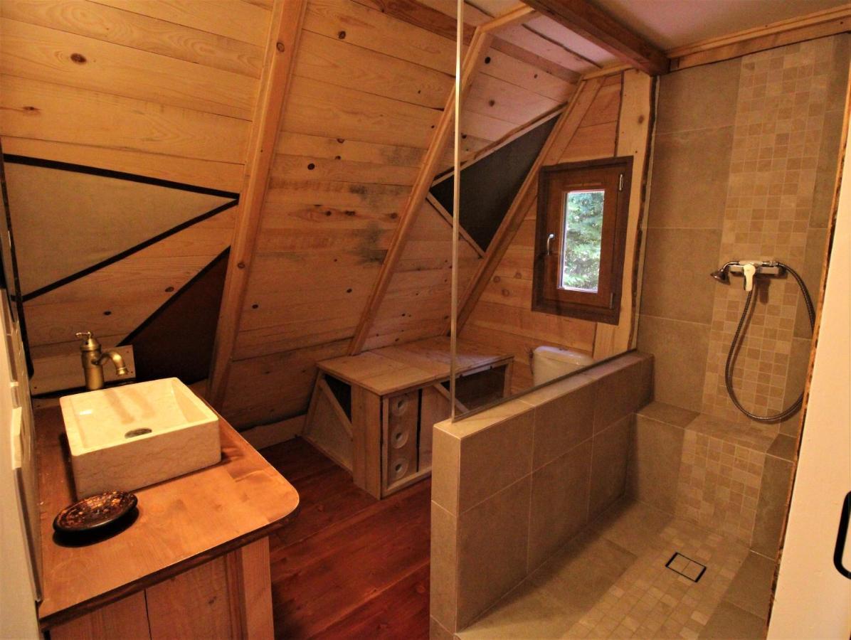 Habitat Createur - Hebergements Insolites Au Camping Municipal "Les Ecureuils" Recoubeau-Jansac Eksteriør bilde