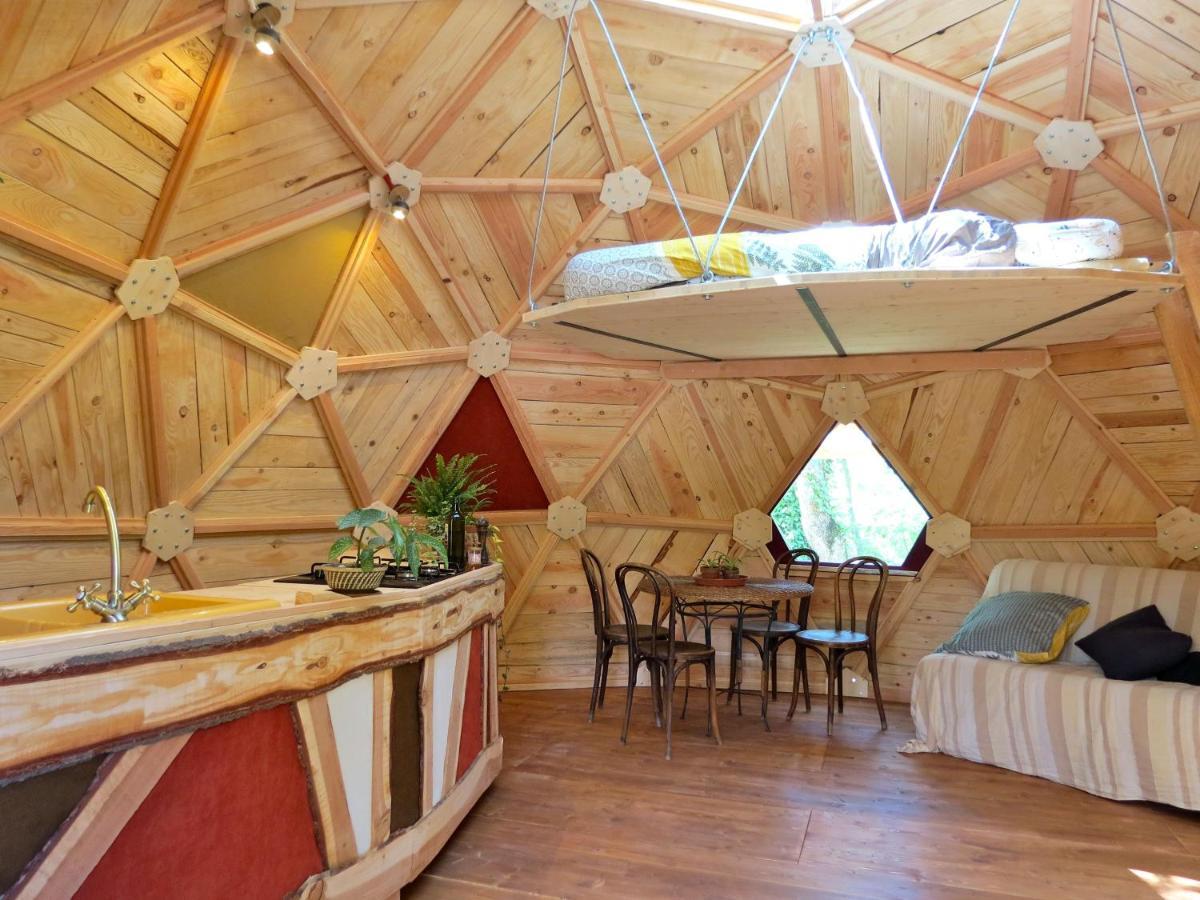 Habitat Createur - Hebergements Insolites Au Camping Municipal "Les Ecureuils" Recoubeau-Jansac Eksteriør bilde