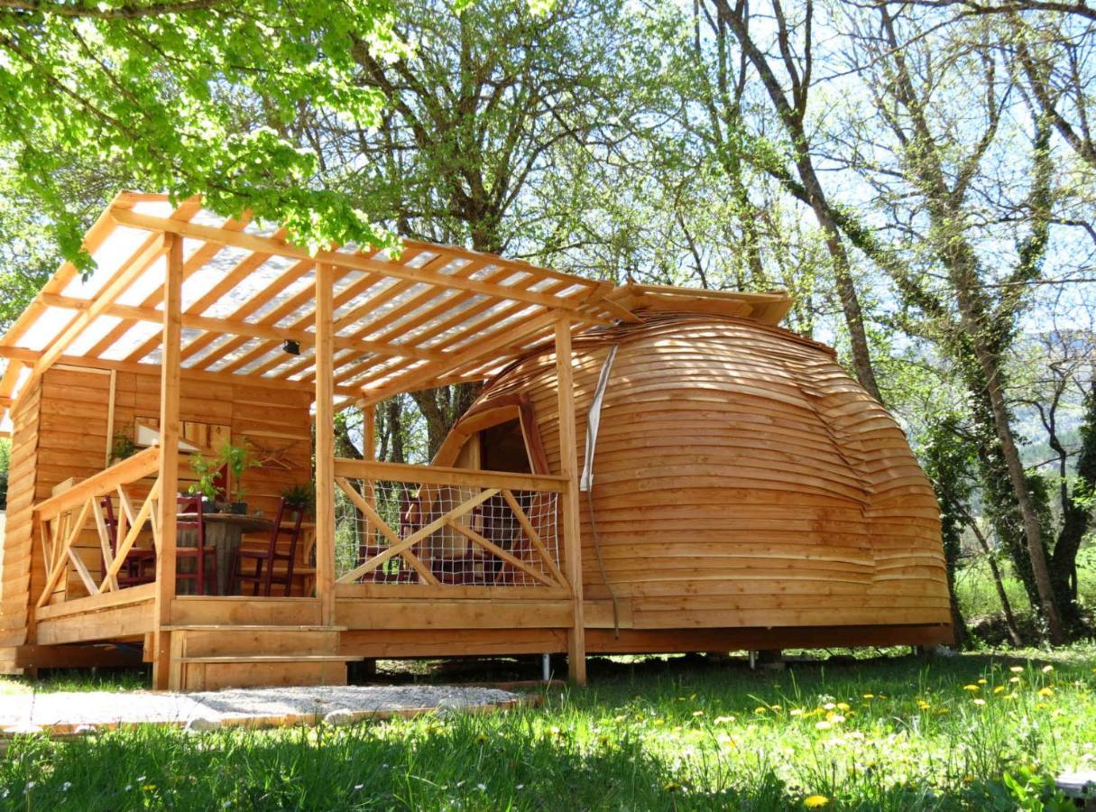 Habitat Createur - Hebergements Insolites Au Camping Municipal "Les Ecureuils" Recoubeau-Jansac Eksteriør bilde