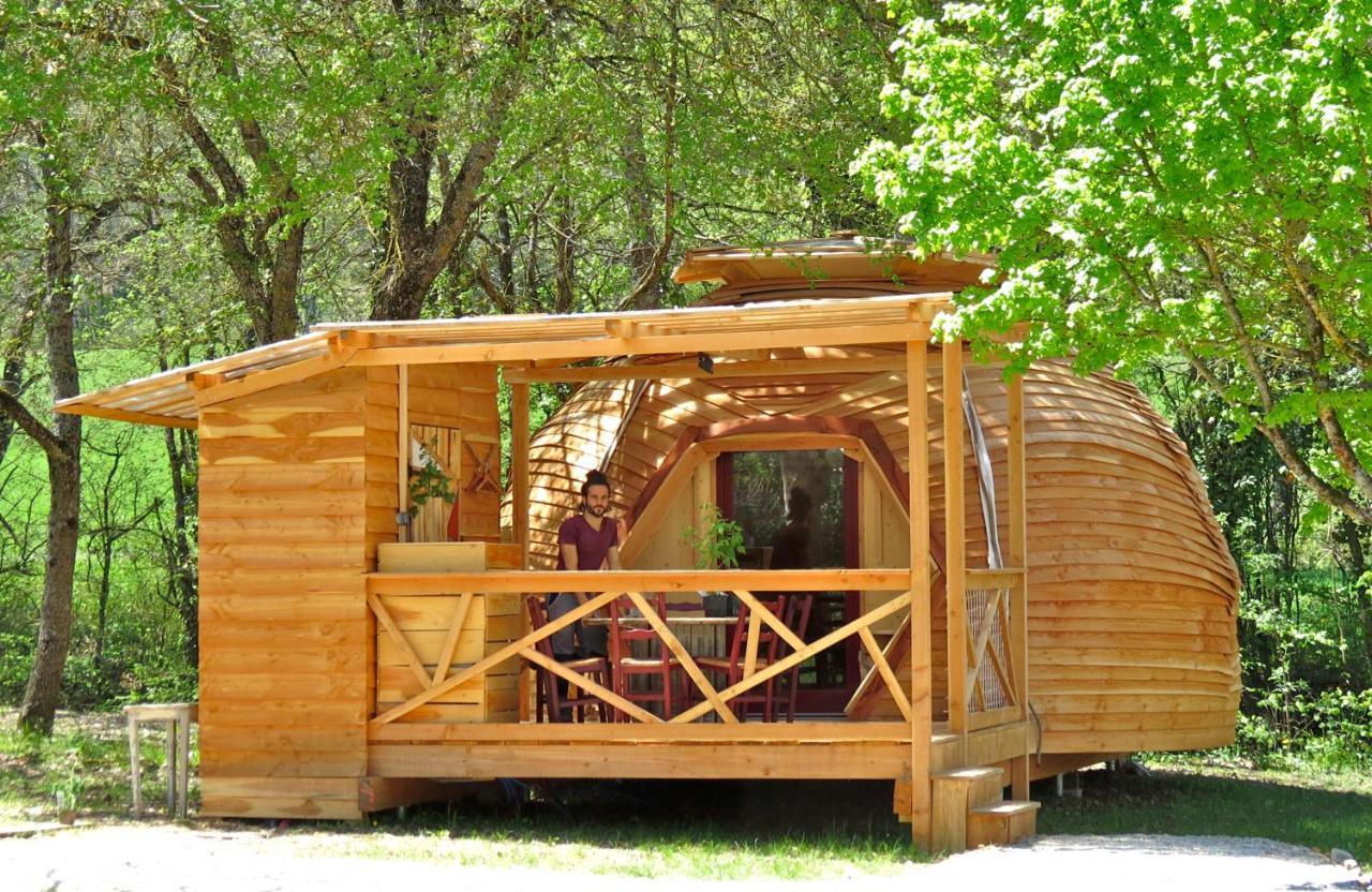 Habitat Createur - Hebergements Insolites Au Camping Municipal "Les Ecureuils" Recoubeau-Jansac Eksteriør bilde