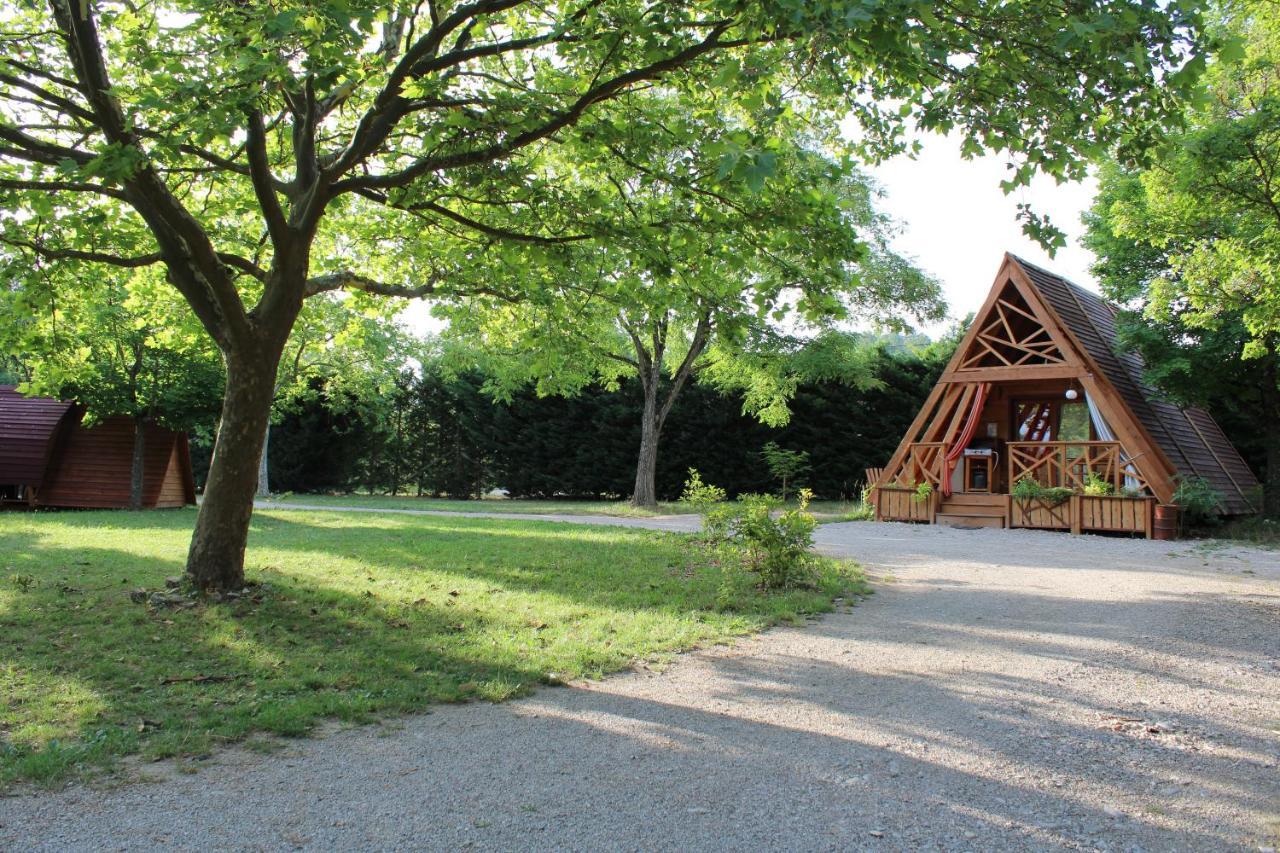 Habitat Createur - Hebergements Insolites Au Camping Municipal "Les Ecureuils" Recoubeau-Jansac Eksteriør bilde